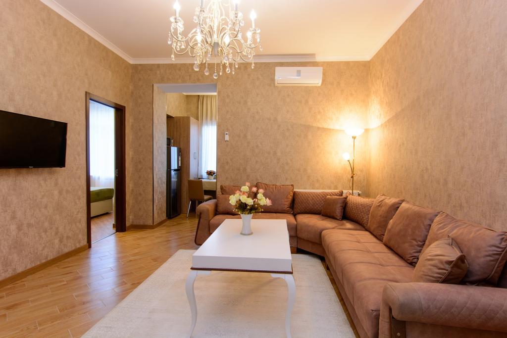 Dat Exx Apartments On Marjanishvili Tbilisi Esterno foto