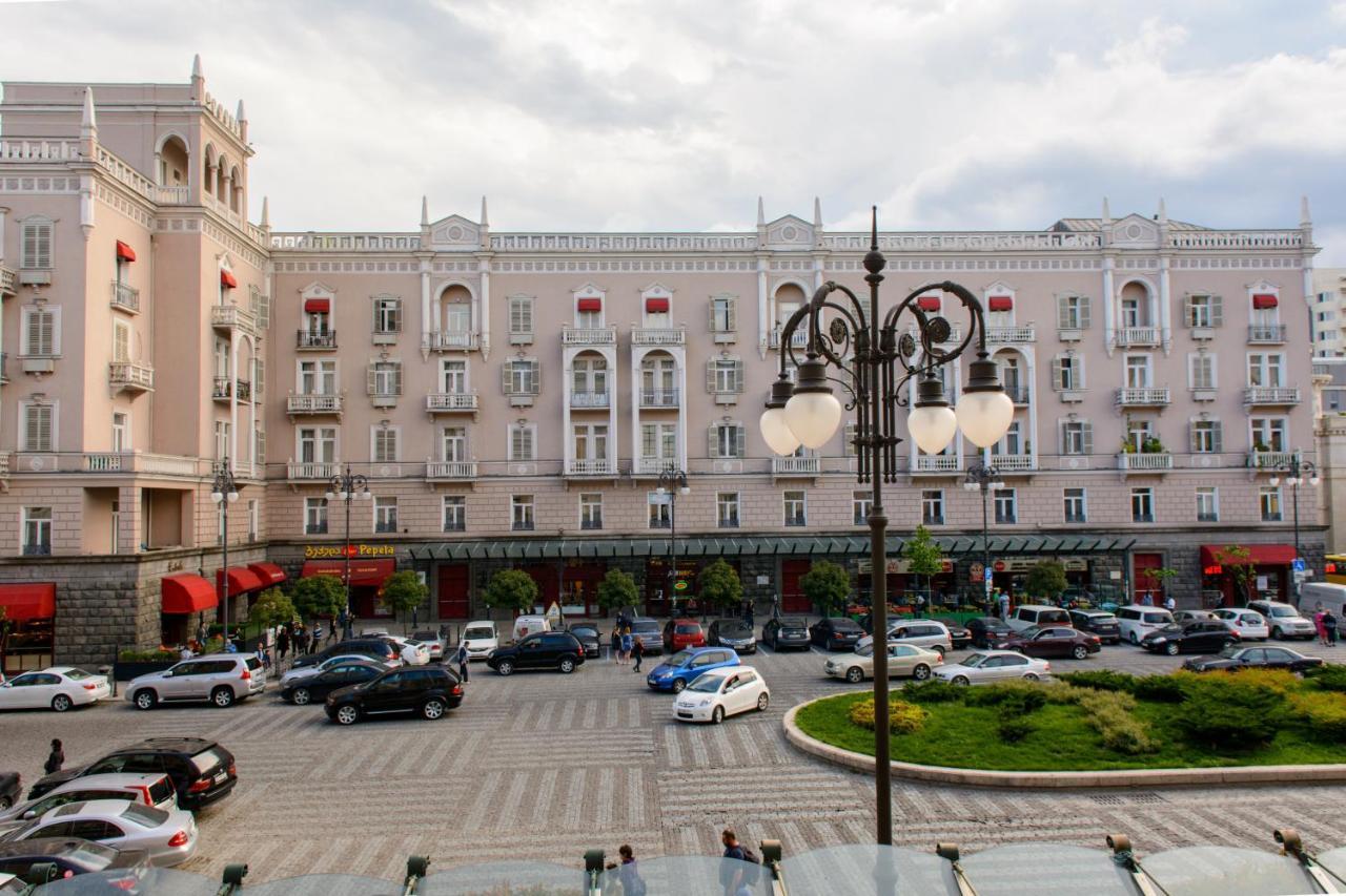 Dat Exx Apartments On Marjanishvili Tbilisi Esterno foto
