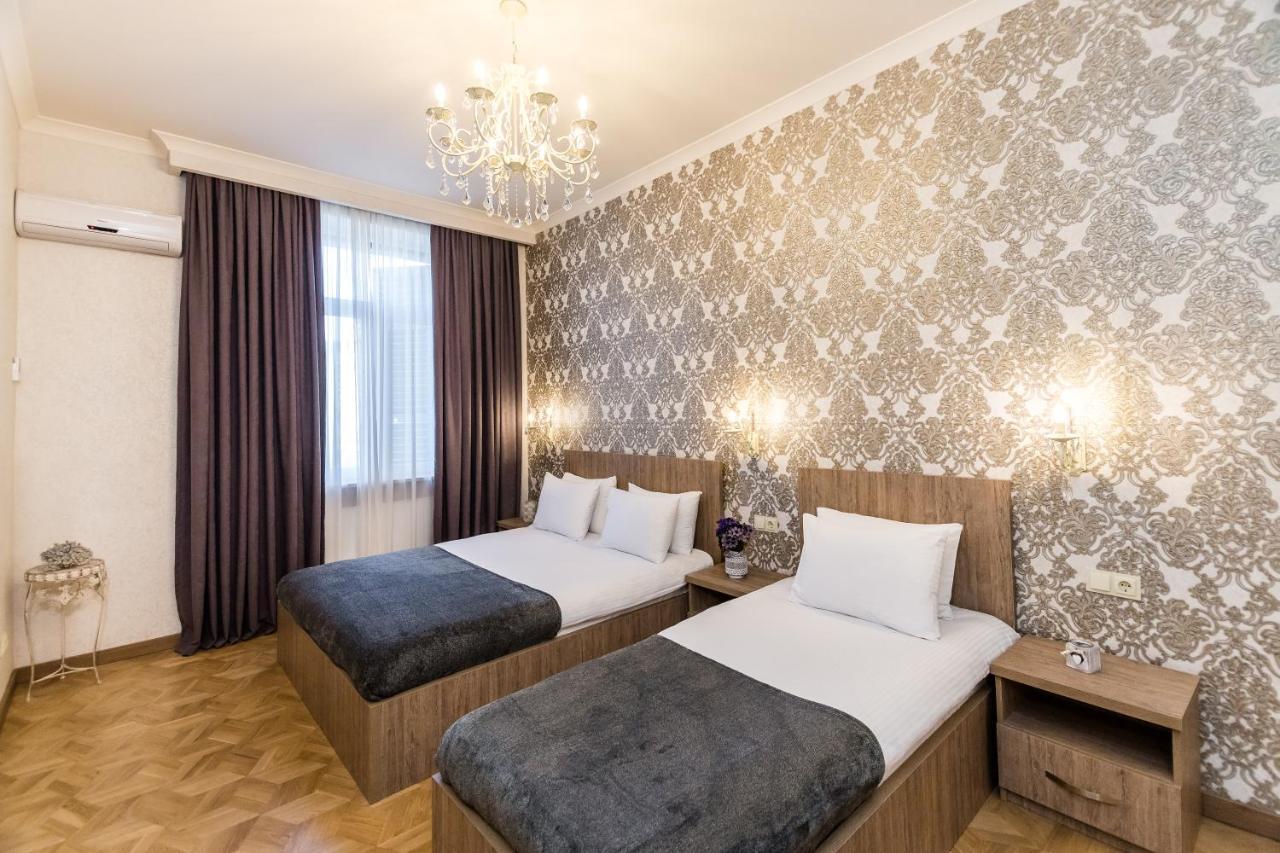Dat Exx Apartments On Marjanishvili Tbilisi Esterno foto