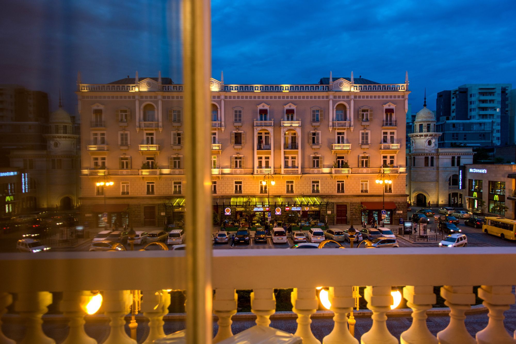 Dat Exx Apartments On Marjanishvili Tbilisi Esterno foto